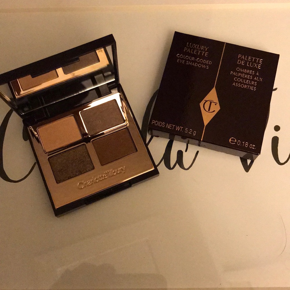 Eyeshadow palette (golden goddess)